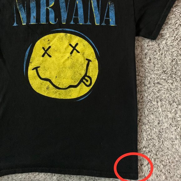 Retro Nirvana Smiley Face T-Shirt. Small. Authentic Nirvana Product. - Picture 6 of 6
